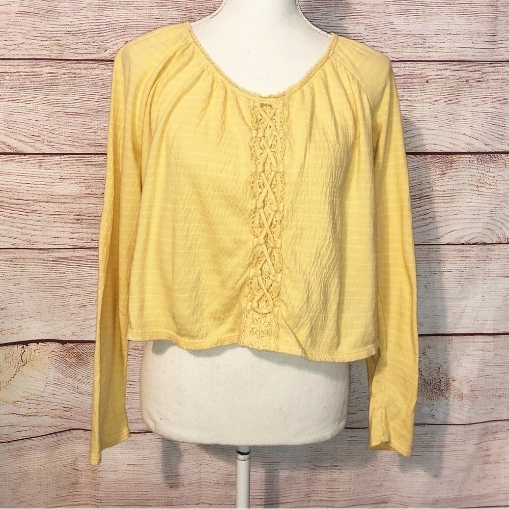 American Eagle Yellow Ribbed Crop Long Sleeve Lace Front Crop Top Size XS